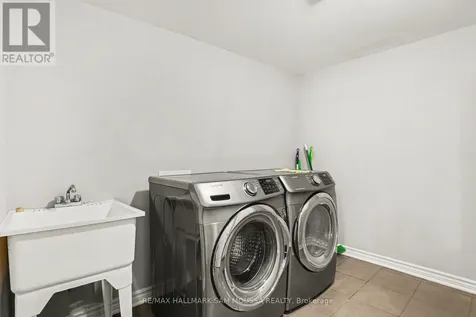 94 Brisote Lane Ottawa ON K2S 0V4