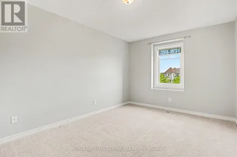 94 Brisote Lane Ottawa ON K2S 0V4
