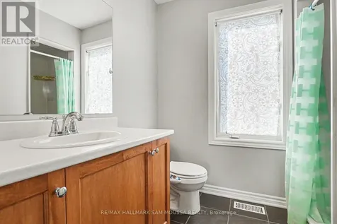 94 Brisote Lane Ottawa ON K2S 0V4
