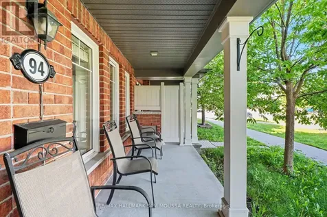 94 Brisote Lane Ottawa ON K2S 0V4