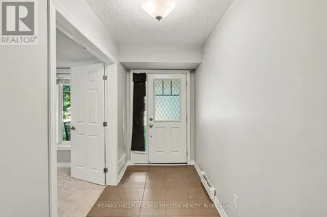 94 Brisote Lane Ottawa ON K2S 0V4