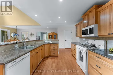 382 Lakehurst Circle Road Trent Lakes ON K0L 1J0