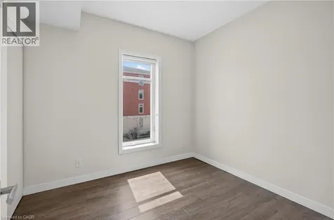 175 Commonwealth Street Kitchener ON N2E 0H4