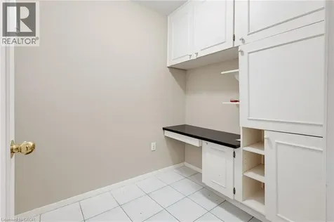 304 Oakwood Court Burlington ON L7N 1W9