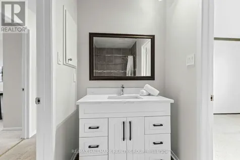 1160 Shillington Avenue Ottawa ON K1Z 7Z4