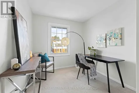 1160 Shillington Avenue Ottawa ON K1Z 7Z4