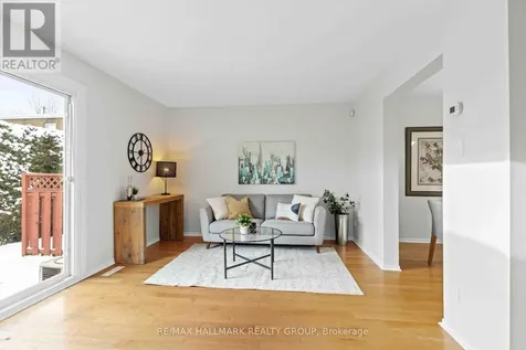 1160 Shillington Avenue Ottawa ON K1Z 7Z4