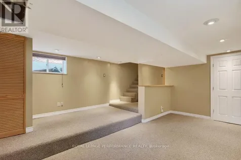 313 Lebreton Street South Ottawa ON K1S 4L4