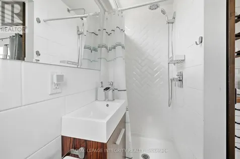 327 Bayview Drive Ottawa ON K0A 3M0
