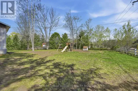 327 Bayview Drive Ottawa ON K0A 3M0