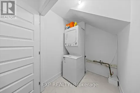 1410 Hemlock Road Ottawa ON K1K 5A8