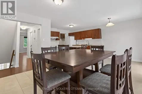 2043 Madrid Avenue Ottawa ON K2J 0K1