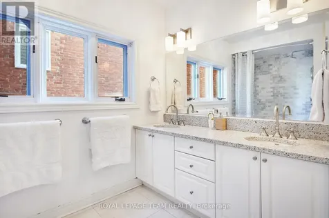 108 Stanley Avenue Ottawa ON K1M 1N9