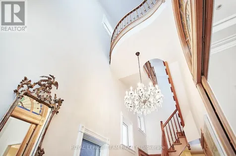 108 Stanley Avenue Ottawa ON K1M 1N9