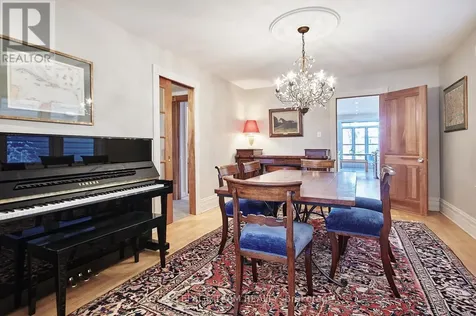108 Stanley Avenue Ottawa ON K1M 1N9