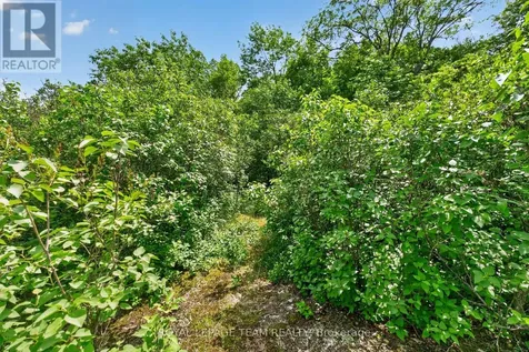 1391 Huntmar Drive Ottawa ON K0A 1L0
