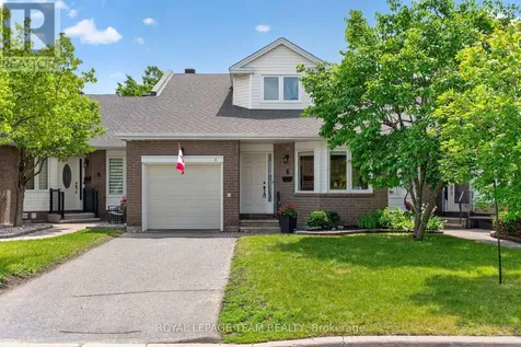 6 Grand Cedar Court Ottawa ON K2S 1C8