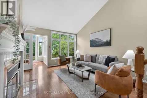 6 Grand Cedar Court Ottawa ON K2S 1C8