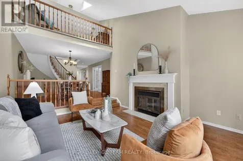 6 Grand Cedar Court Ottawa ON K2S 1C8