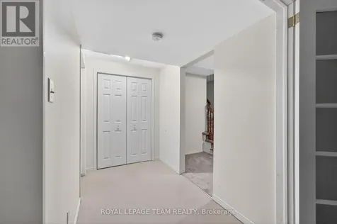 6 Grand Cedar Court Ottawa ON K2S 1C8