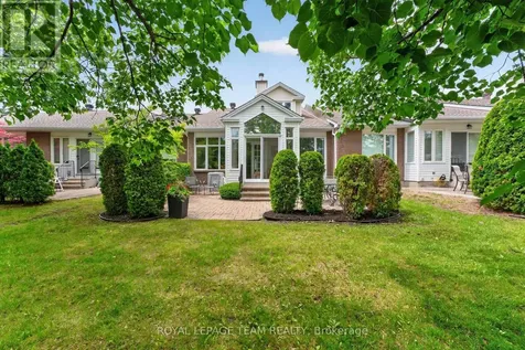6 Grand Cedar Court Ottawa ON K2S 1C8