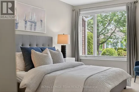 6 Grand Cedar Court Ottawa ON K2S 1C8