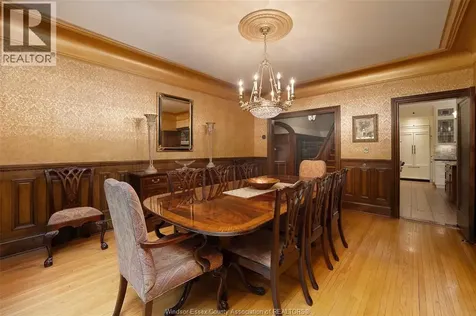 2032 Willistead Crescent Windsor ON N8Y 1K5