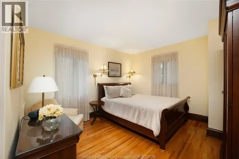 2032 Willistead Crescent Windsor ON N8Y 1K5