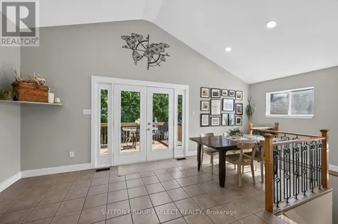 152 Elm Street St. Thomas ON N5R 1J3