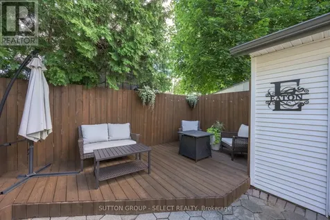 152 Elm Street St. Thomas ON N5R 1J3