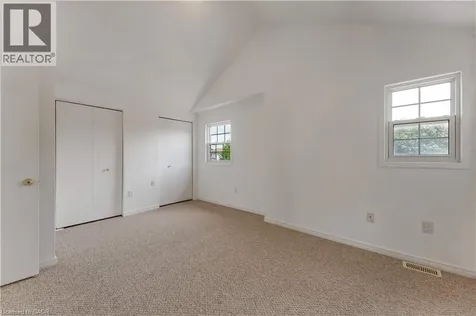 359 Highbrook Crescent Kitchener ON N2E 3P5