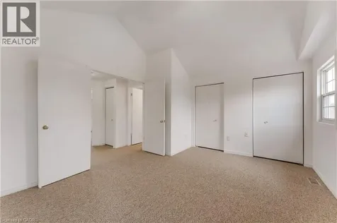 359 Highbrook Crescent Kitchener ON N2E 3P5