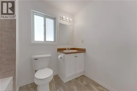 359 Highbrook Crescent Kitchener ON N2E 3P5
