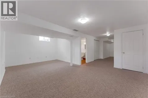 359 Highbrook Crescent Kitchener ON N2E 3P5