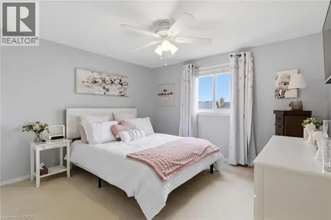 107 Rose Bridge Crescent Cambridge ON N3C 3Z2