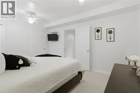 107 Rose Bridge Crescent Cambridge ON N3C 3Z2