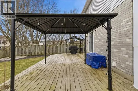 107 Rose Bridge Crescent Cambridge ON N3C 3Z2