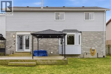 107 Rose Bridge Crescent Cambridge ON N3C 3Z2
