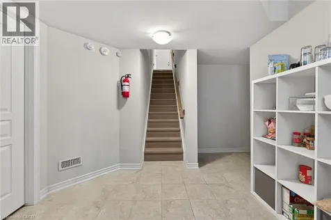 9 Winterberry Boulevard Thorold ON L2V 0J1