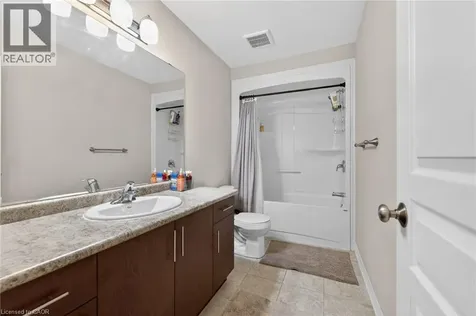 9 Winterberry Boulevard Thorold ON L2V 0J1