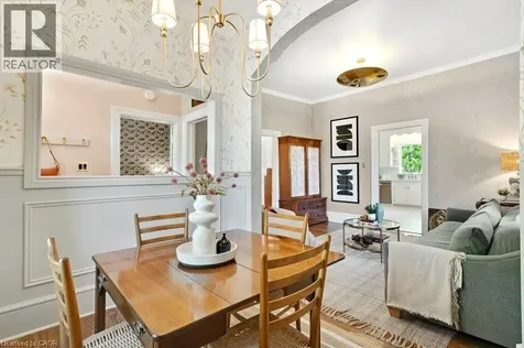 10 Selkirk Street Cambridge ON N1S 1Z1