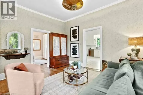 10 Selkirk Street Cambridge ON N1S 1Z1