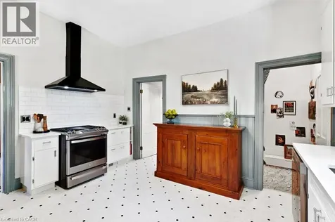 10 Selkirk Street Cambridge ON N1S 1Z1