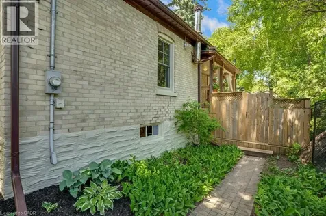 10 Selkirk Street Cambridge ON N1S 1Z1