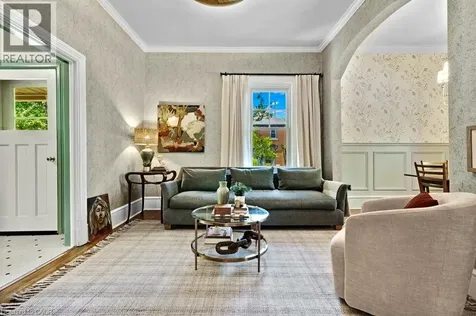 10 Selkirk Street Cambridge ON N1S 1Z1