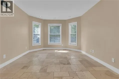 54 Pebble Beach Court Woodstock ON N4S 8X2