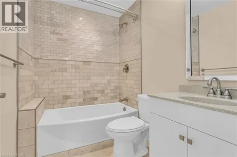 54 Pebble Beach Court Woodstock ON N4S 8X2