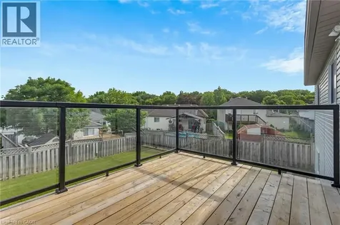 54 Pebble Beach Court Woodstock ON N4S 8X2