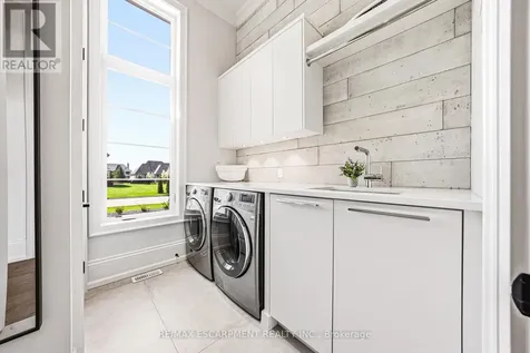 38 Visser Drive Puslinch (crieff/aikensville/killean) ON N0B 2J0
