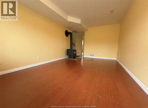 551 Clover Street Windsor ON N8P 1C5